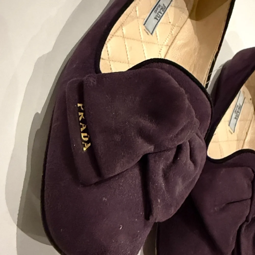 Prada Women's Deep Purple Suede Flats with Bow with Gold Prada accents - Picture 5 of 13